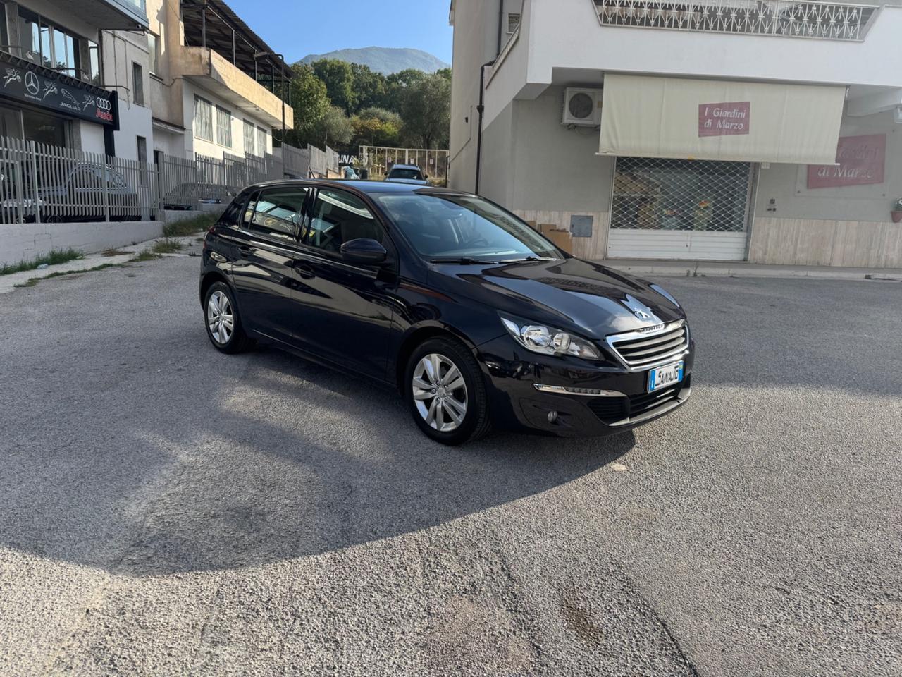 Peugeot 308 BlueHDi 120cv OK NEOAPATENTATI GARANZIA