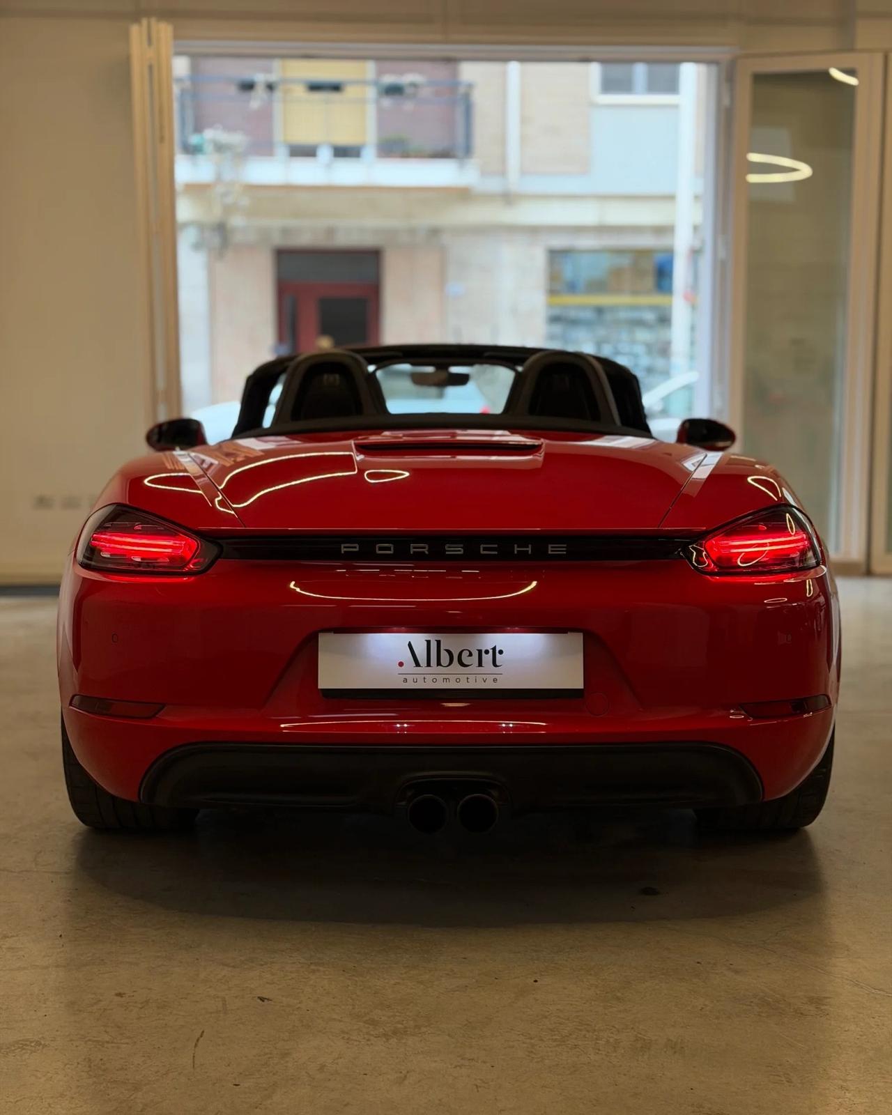 Porsche 718 Spyder Boxster 2.0