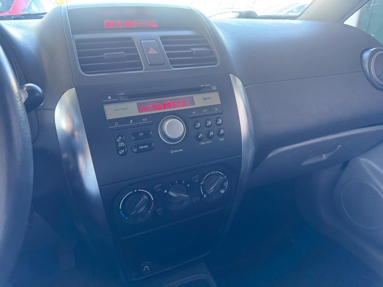 Suzuki SX4 1.6 DIESEL 90CV 2WD NEOPATENTATI POCHI KM