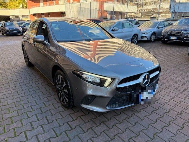 MERCEDES-BENZ A 250 e Automatic EQ-Power Business Extra