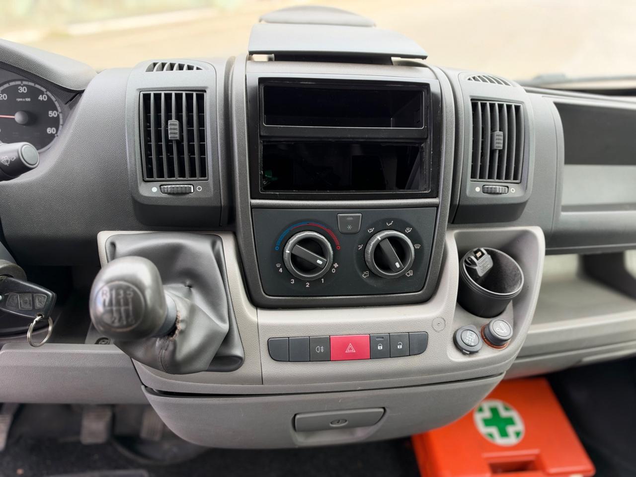 Peugeot Boxer 333 2.2 HDI 120 PC-TN Isotermico