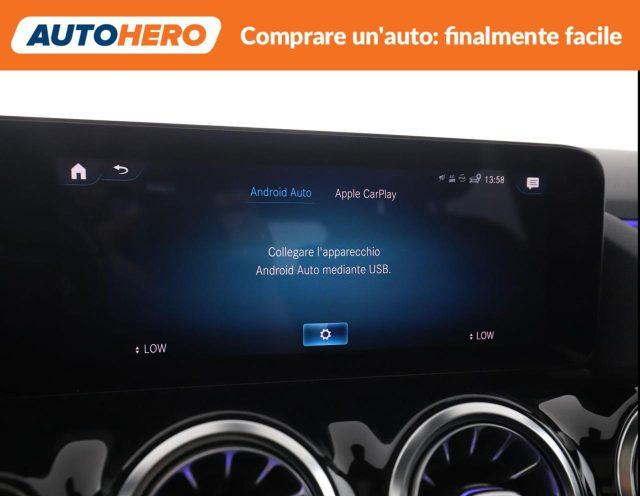 MERCEDES-BENZ GLA 180 d Automatic Premium