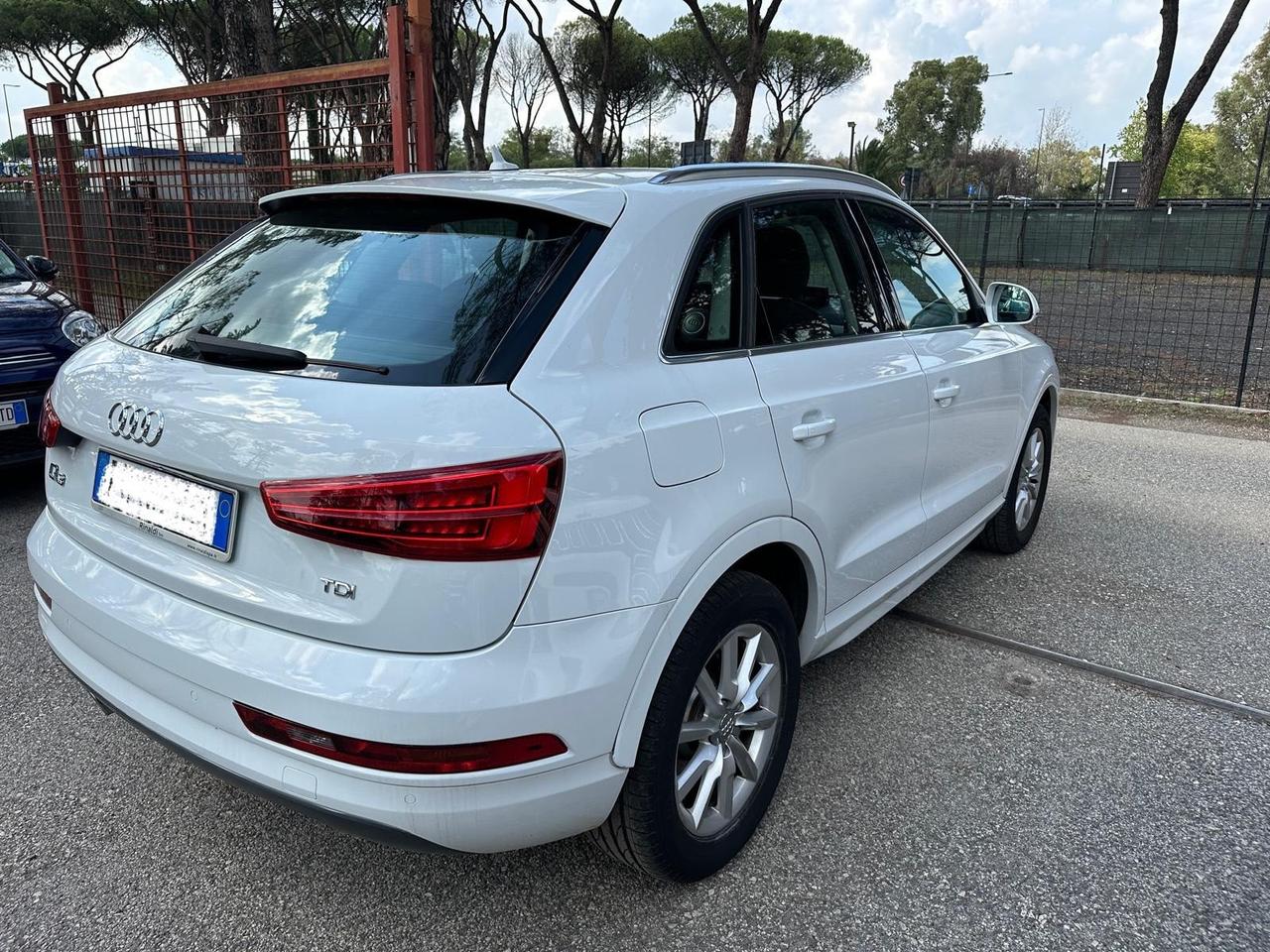 Audi Q3 2.0 TDI 150 CV Sport GARANZIA 12 MESI FULL LED NAVIGATORE PDC CLIMA AUTOMATICO