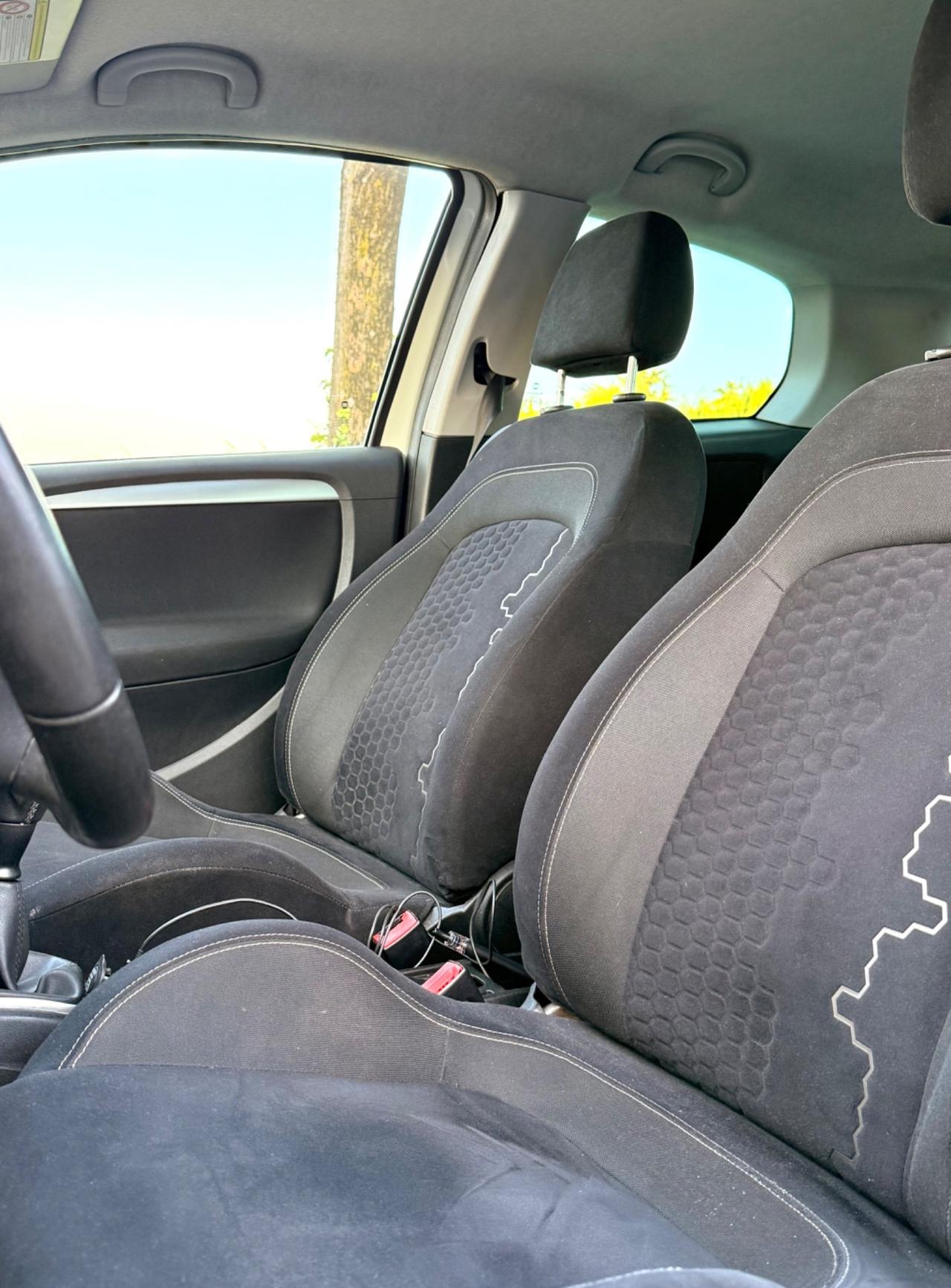 Fiat Punto 1.3 MJT II 75 CV 3 porte Lounge