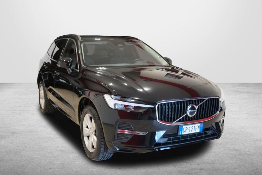 VOLVO XC60 2.0D 197CV B4 (D) AUTOMATIC CORE ( FARI LED - COCKPIT - CRUISE - CARPLAY - PDC - TELECAMERA POST. - CERCHI 18 ) KM 18000