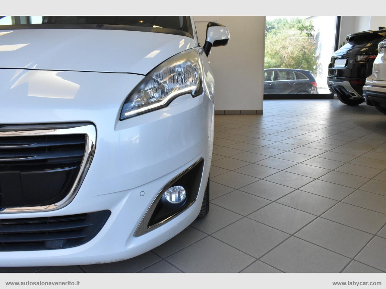 PEUGEOT 5008 BlueHDi 120 S&S Allure