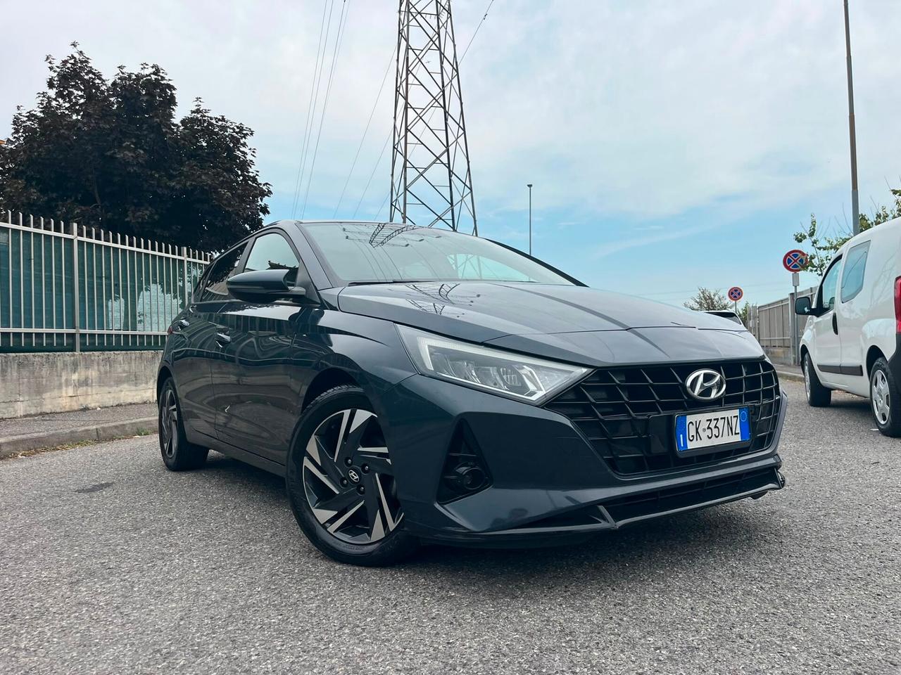 Hyundai i20 1.2 BENZ SOLO 69.000KM