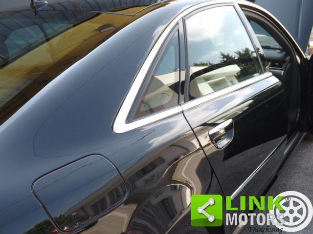 AUDI S8 5.2 V10 quattro tiptronic