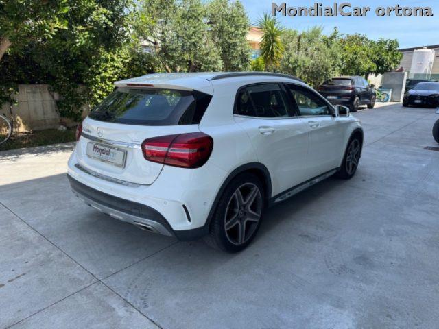 MERCEDES-BENZ GLA 200 d Automatic Premium