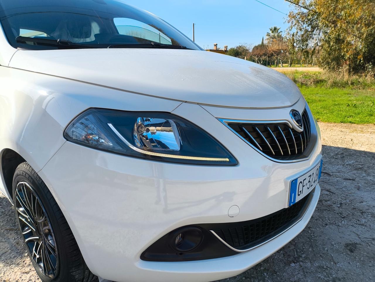 Lancia Ypsilon 1.2 69 CV 5 porte GPL Ecochic Gold