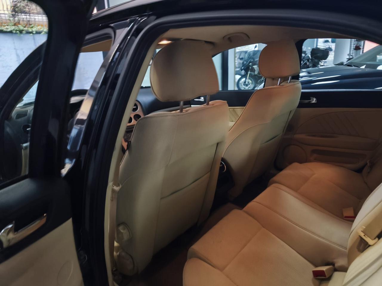 Alfa Romeo 159 1.9 JTDm Distinctive