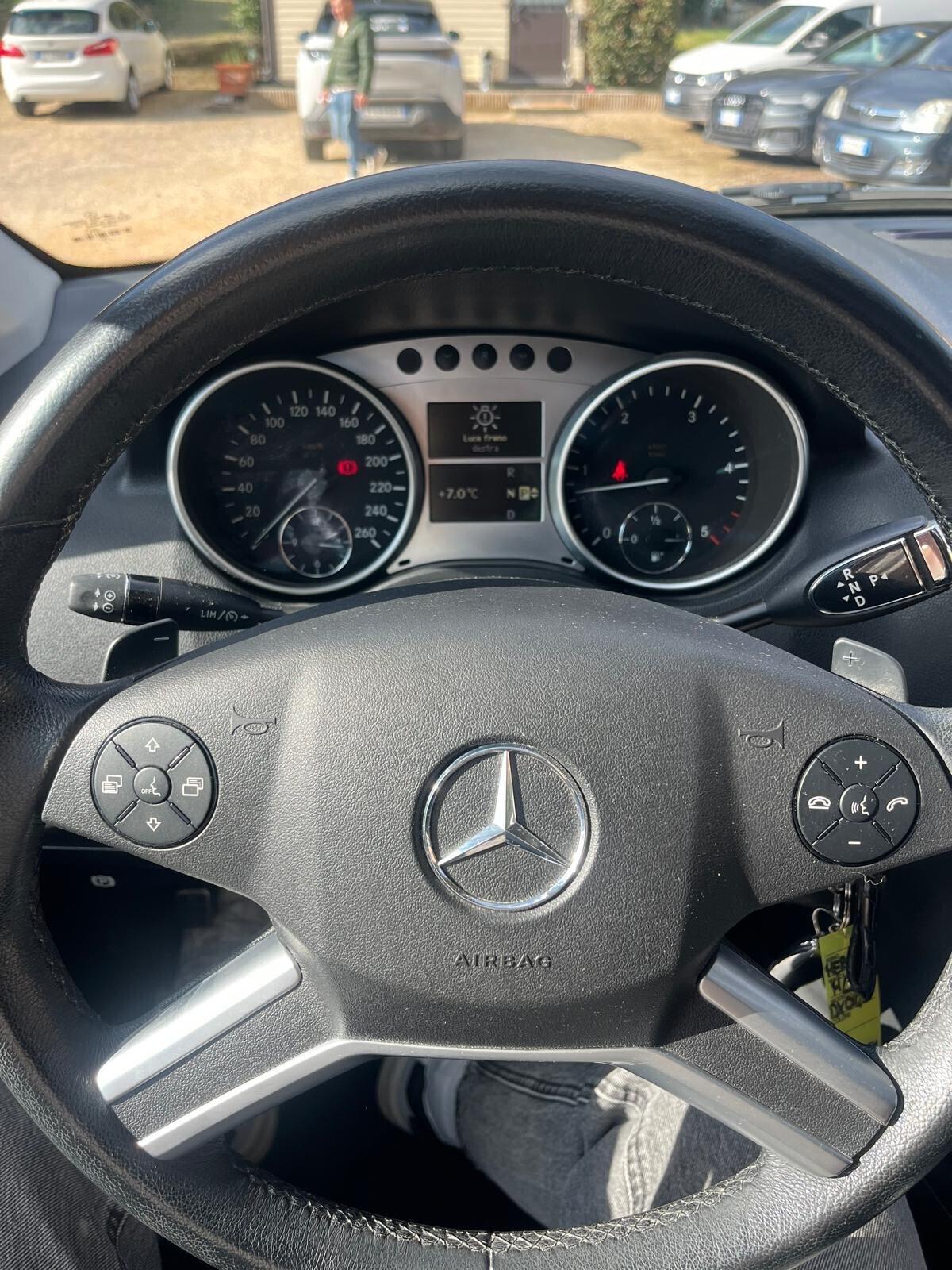 Mercedes-benz ML 3.0 Diesel - SUV - Gancio Traino