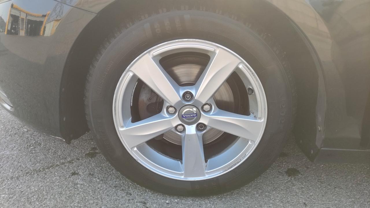 Volvo V40 1.6 Diesel NEOPATENTATI - 2013