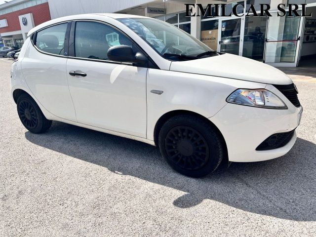 LANCIA Ypsilon 1.2 69 CV 5 porte Elefantino Blu