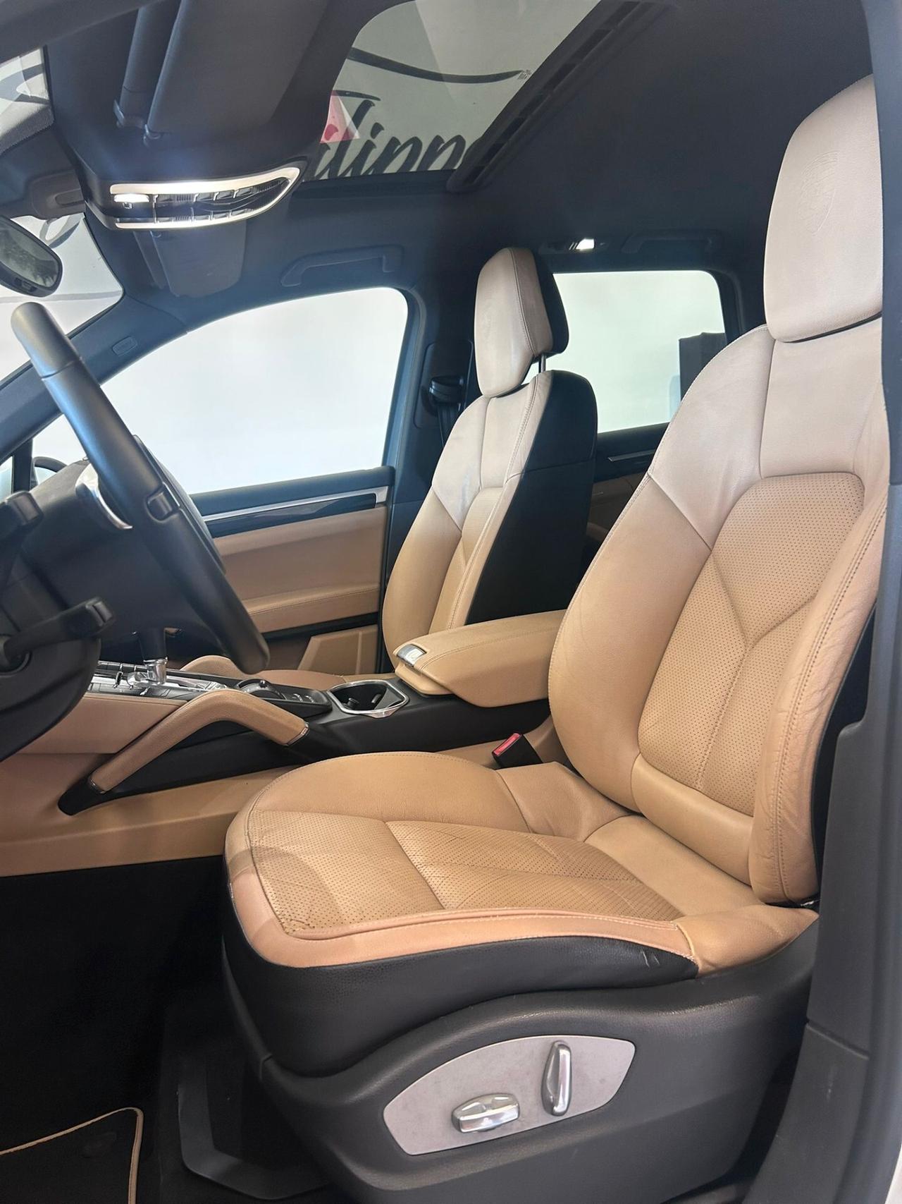 Porsche Cayenne 3.0 Diesel 245CV Platinum TETTO - 2014