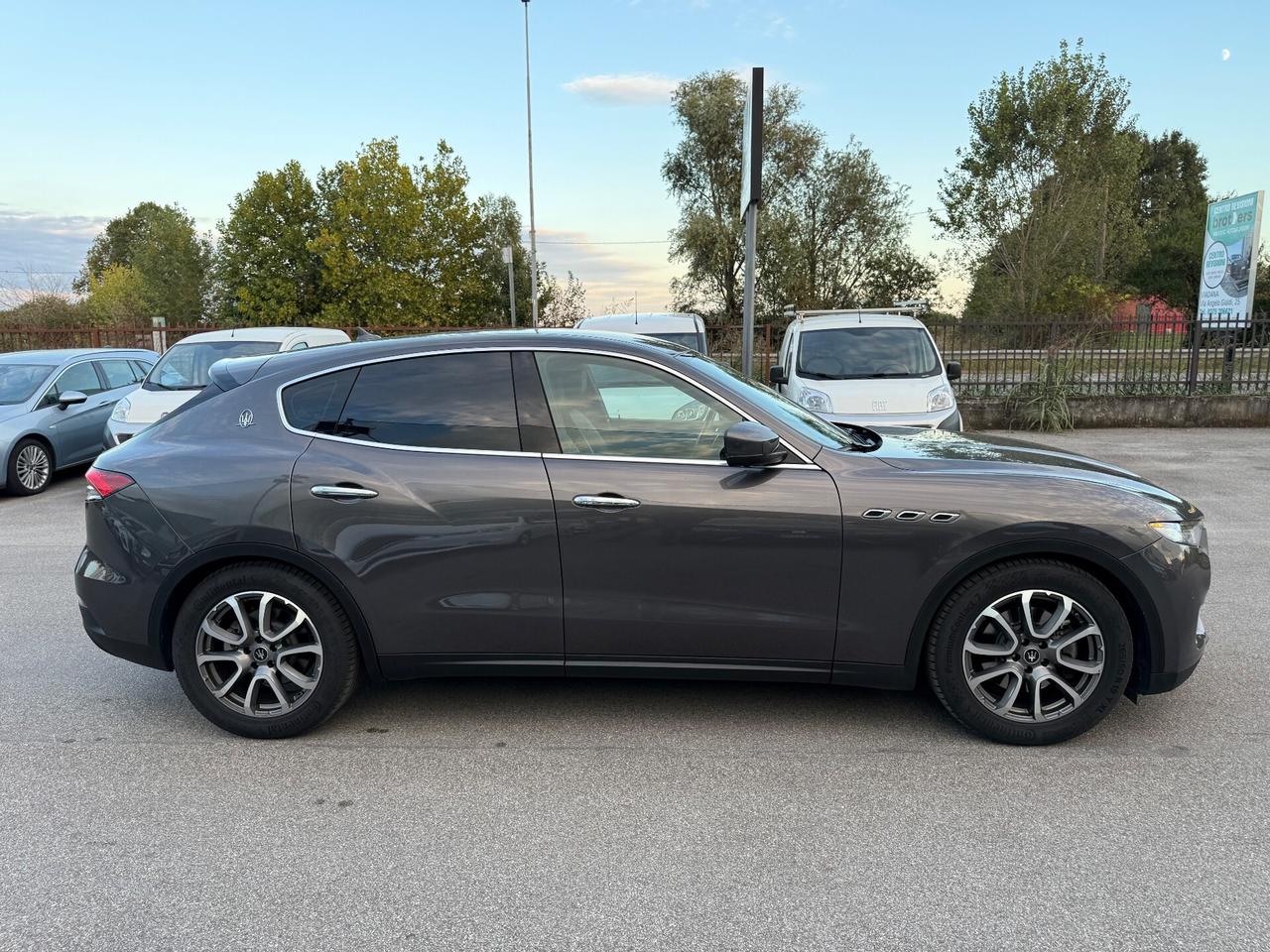 Maserati Levante Q4 3.0 V6 Diesel 275 CV Granlusso