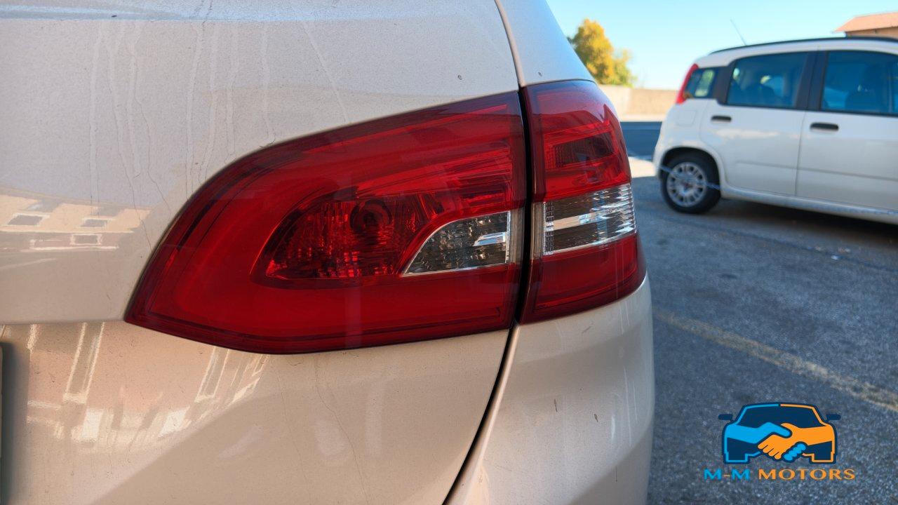 Peugeot 308 Station Wagon 308 SW Allure 130cv my18