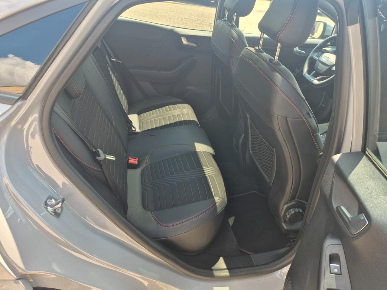 Ford Puma 1.0 EcoBoost Hybrid 125 CV S&S aut. ST-Line X