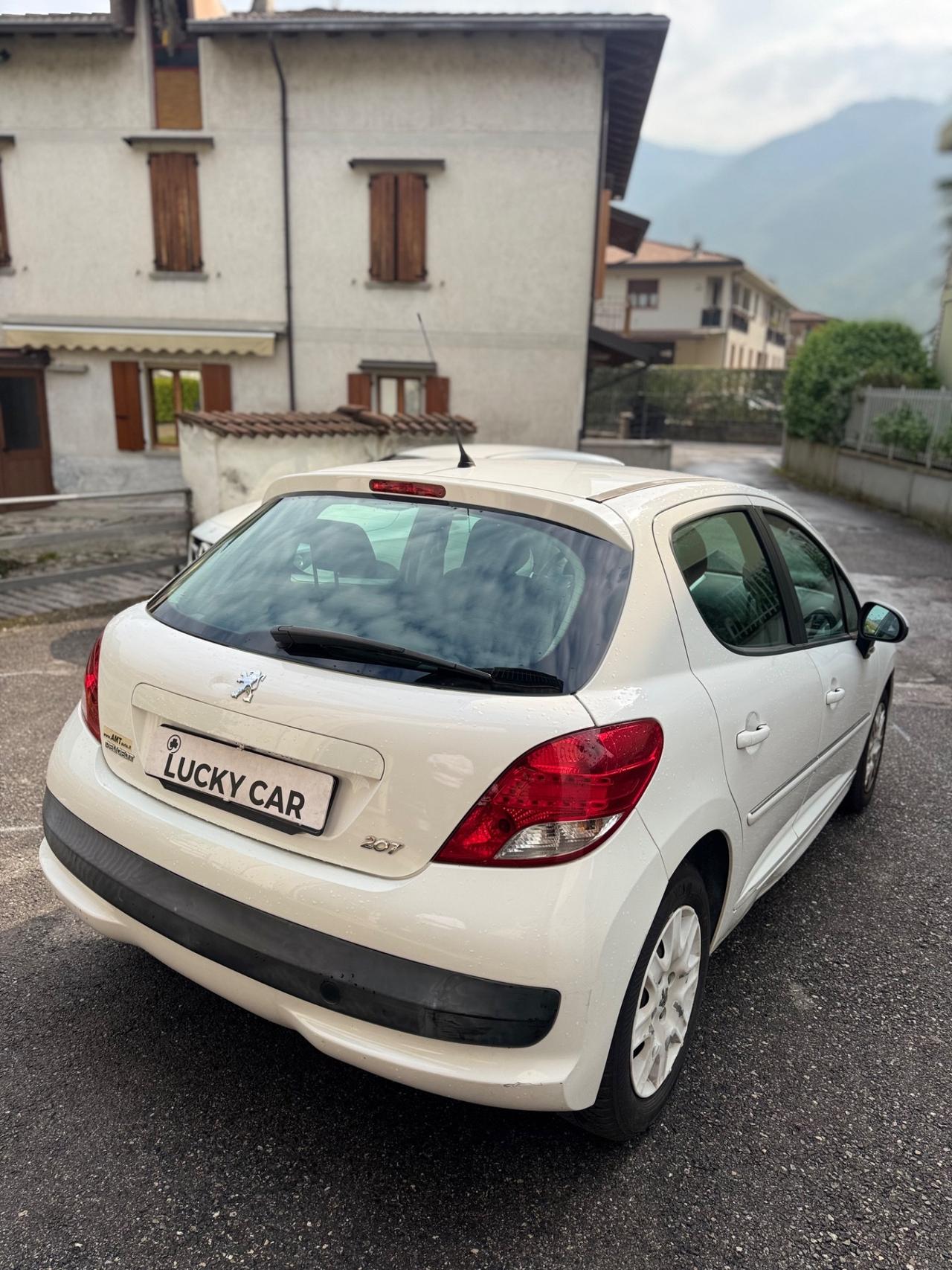 Peugeot 208 1.4 HDi 68 CV 5 porte Active