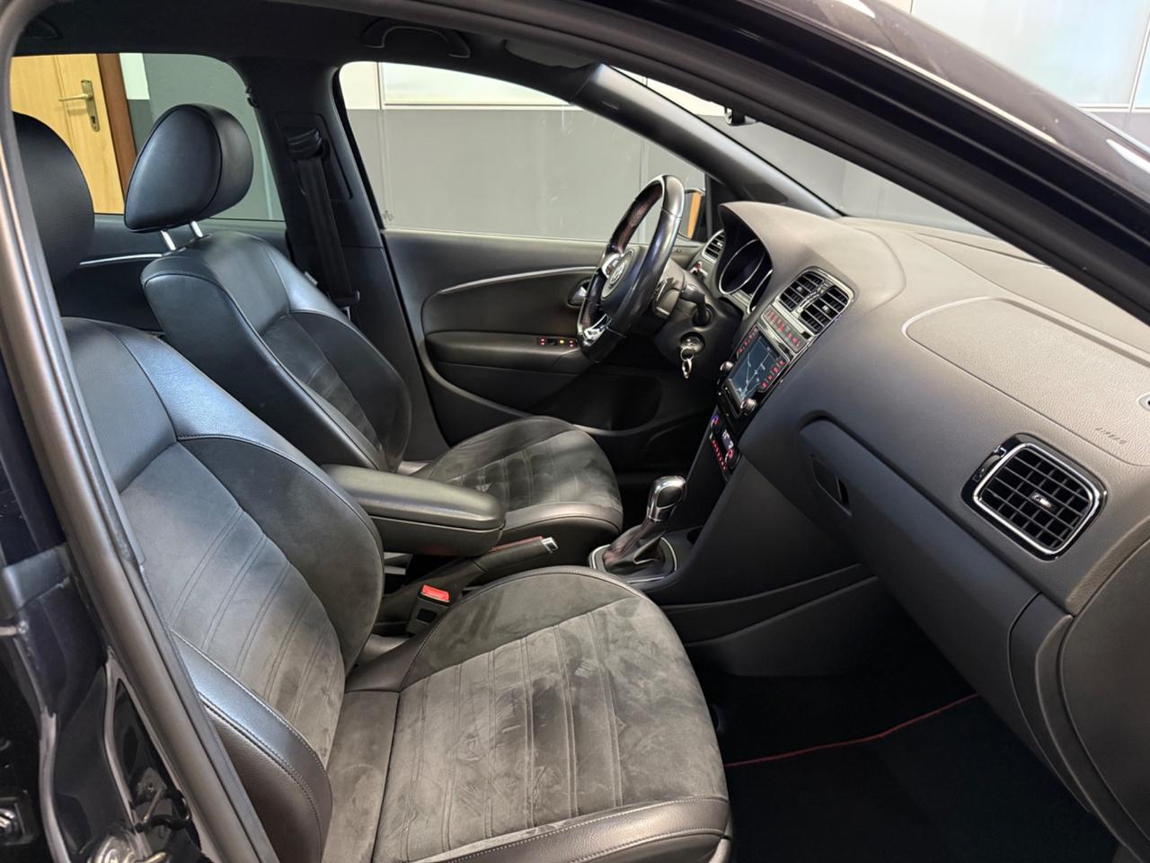 Volkswagen Polo GTI 1.8 192cv 5p. DSG