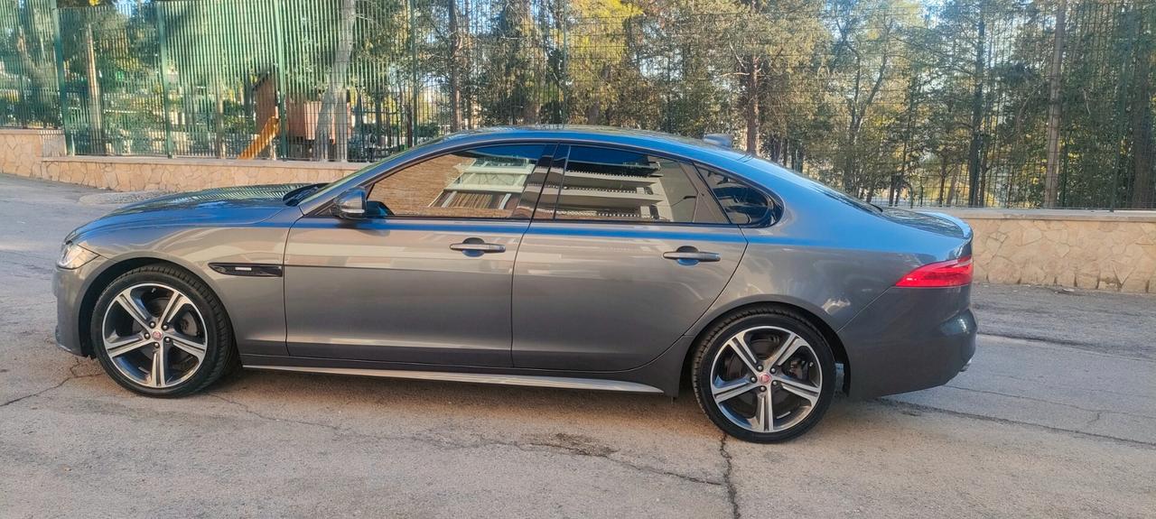 Jaguar XF 2.0 D 180 CV R-Sport