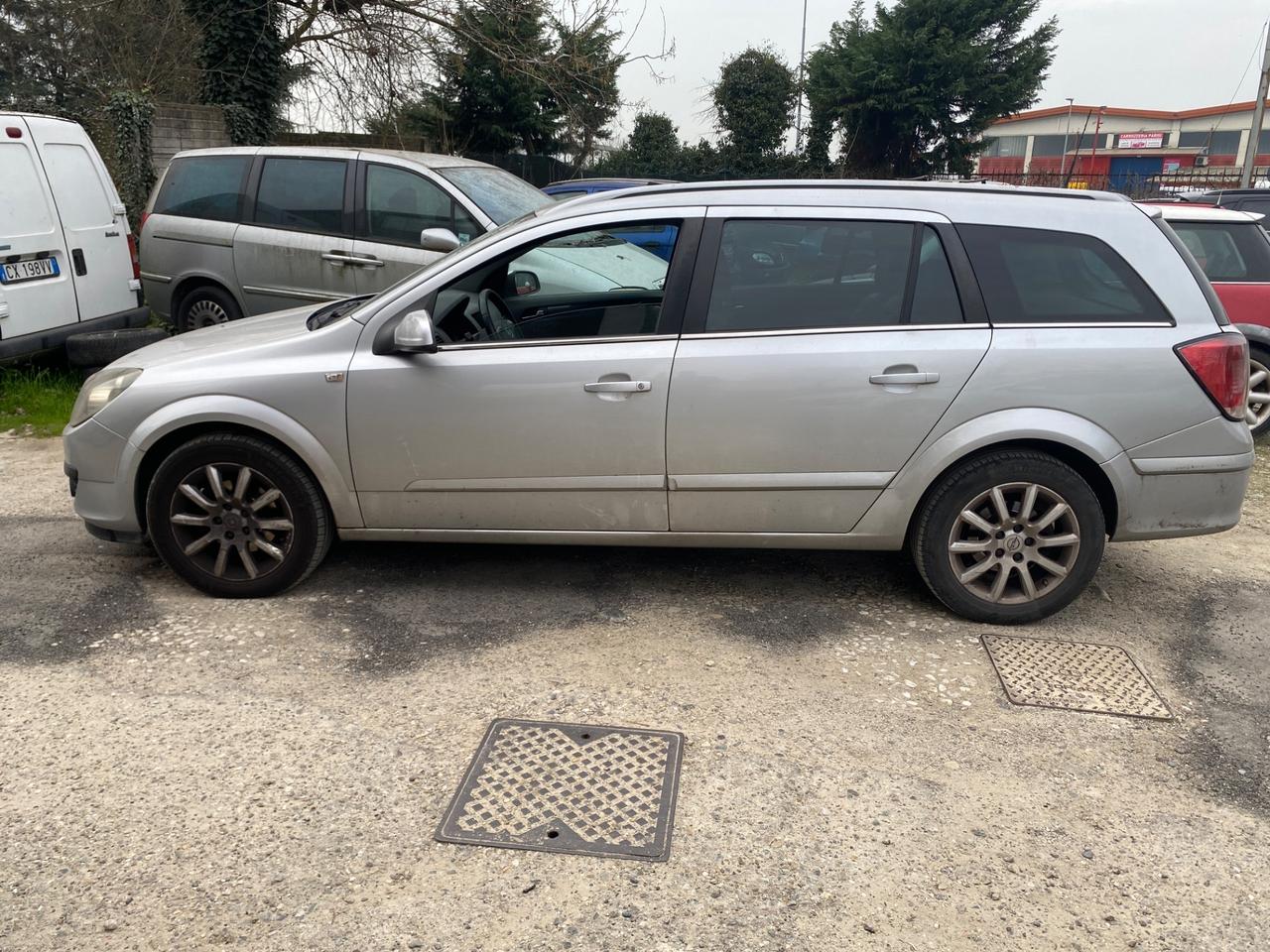 Opel Astra 1.7 CDTI 101CV Station Wagon Club