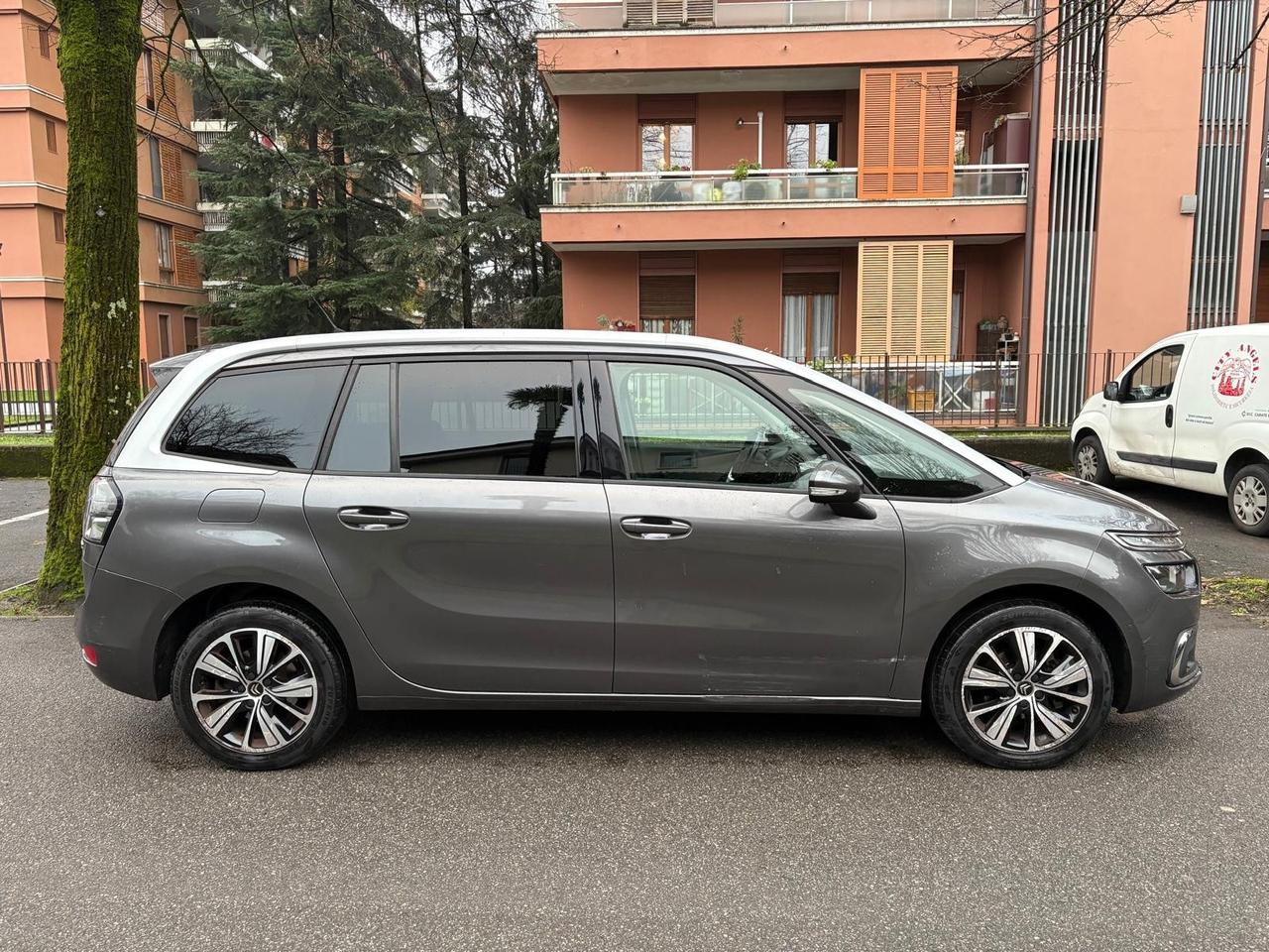 Citroen Grand C4 Picasso BlueHDi 120 S&S EAT6 Live