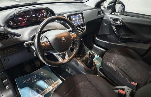 Peugeot 208 Neopatentati Benzina Euro 6 Cinghia nuova