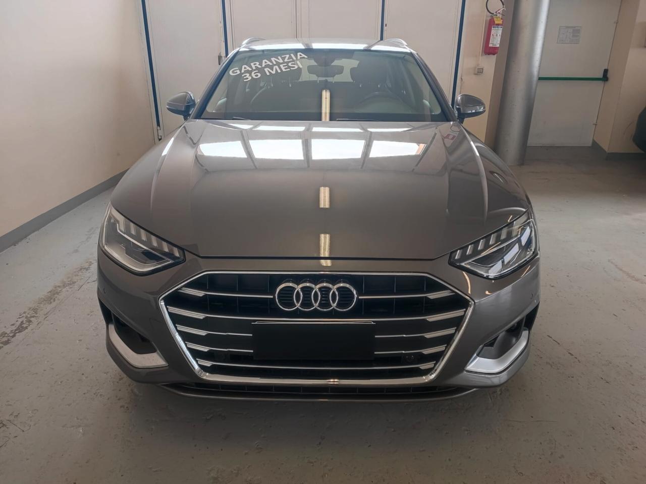 Audi A4 Avant 35 TDI/163 CV S tronic Business Sport