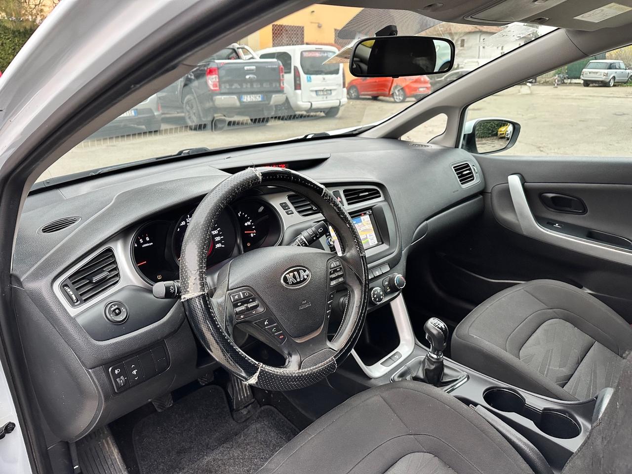 Kia Ceed cee'd 1.6 CRDi 110 CV 5 porte Cool