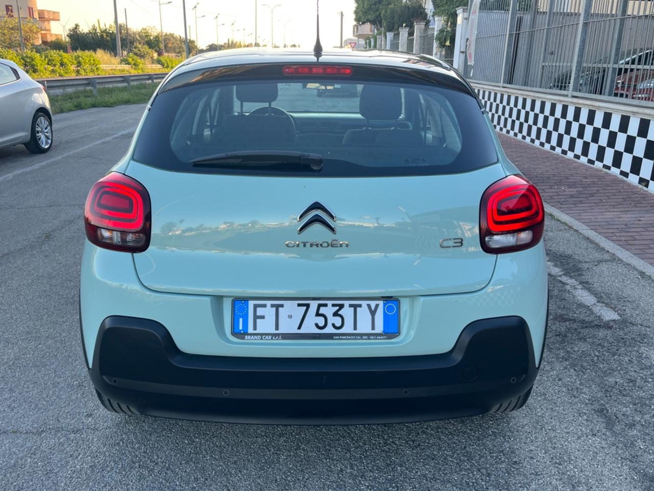 Citroen C3 BlueHDi S&S Shine Unipro 2018