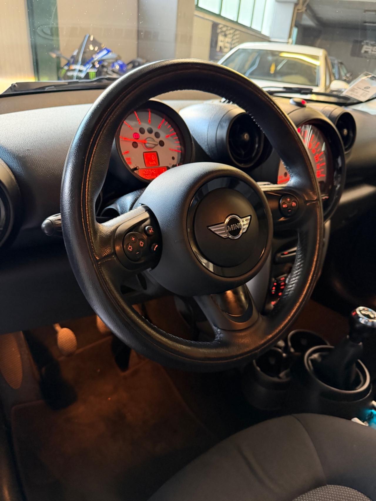 Mini COUNTRYMAN KMCERT GARANZ UNICOPR AUTOMAT
