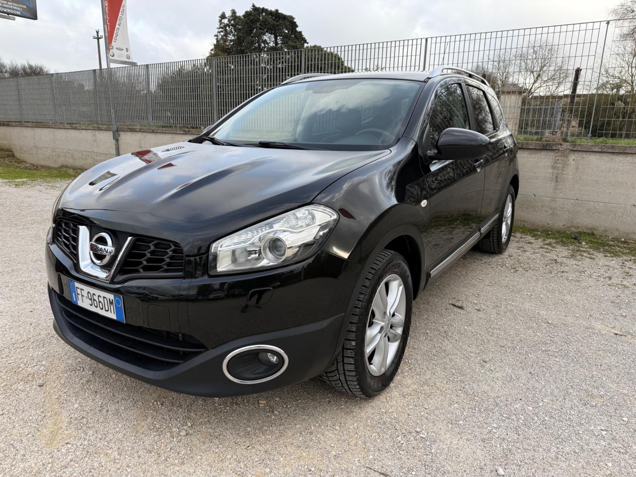 Nissan Qashqai 2 1.6 dCi DPF Tekna GANCIO TRAINO