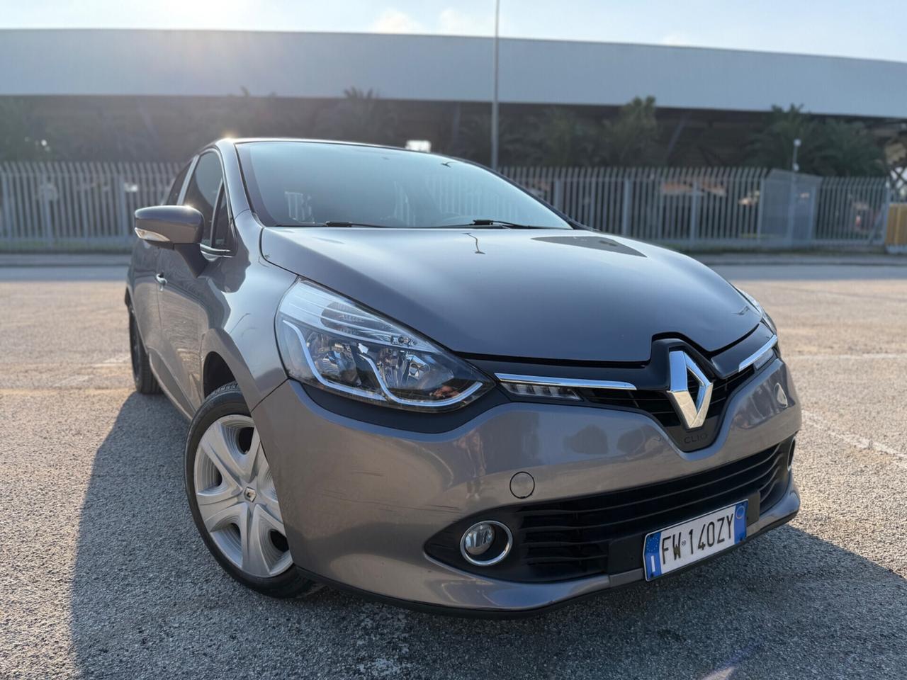 Renault Clio 1.5 dCi 8V 90CV Start&Stop 83gr 5 porte EcoBusiness