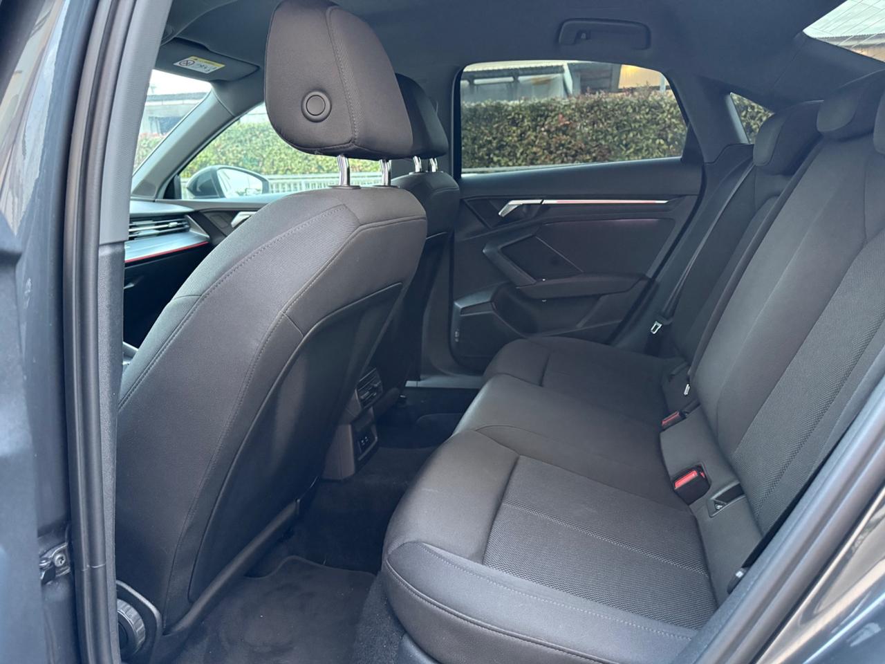 Audi A3 Sedan 35 TDI S tronic Business Advanced