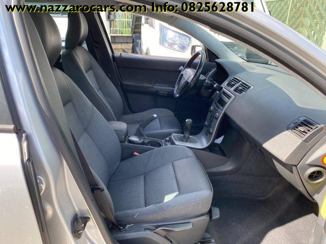 VOLVO V50 2.0 D cat Momentum