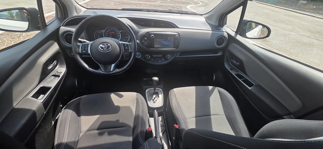 Toyota Yaris HYBRID 5P ACTIVE