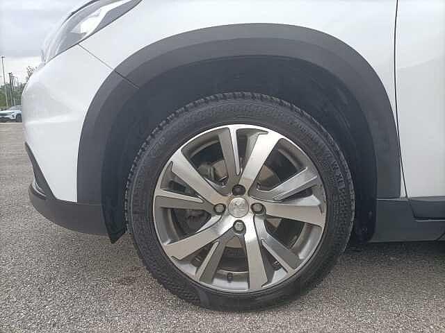 Peugeot 2008 PureTech Turbo 110 EAT6 S&S Allure