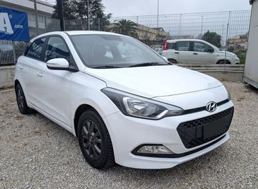 HYUNDAI i20 i20 5p 1.2 Classic 75cv TAGLIANDATA