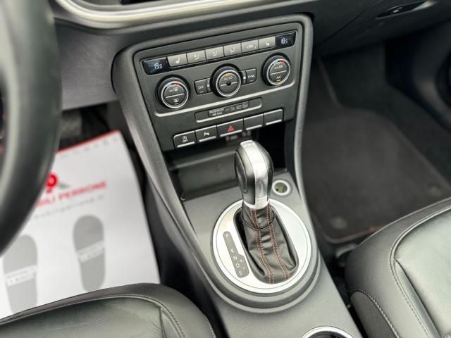 VOLKSWAGEN Maggiolino Cabrio 2.0 TDI DSG R-Line