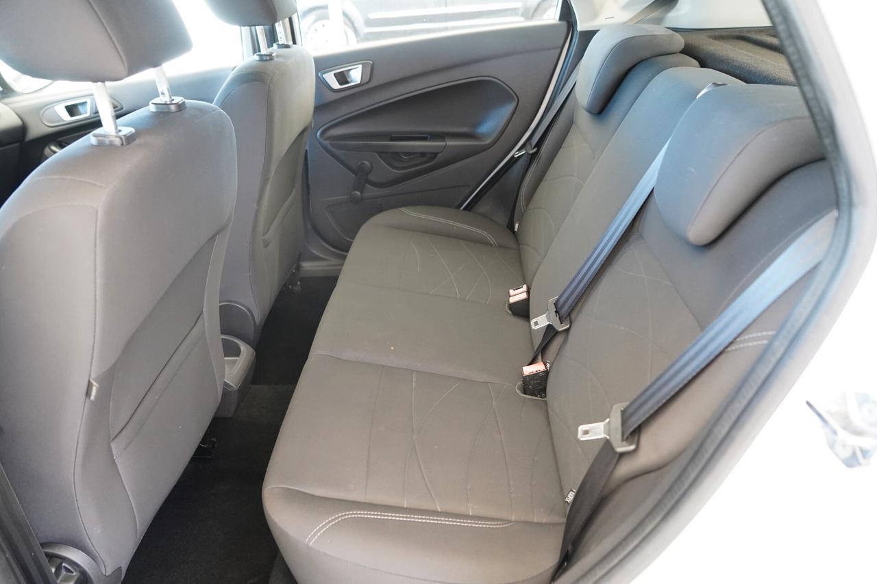 Ford Fiesta 1.5 TDCi 75CV 5 porte Business