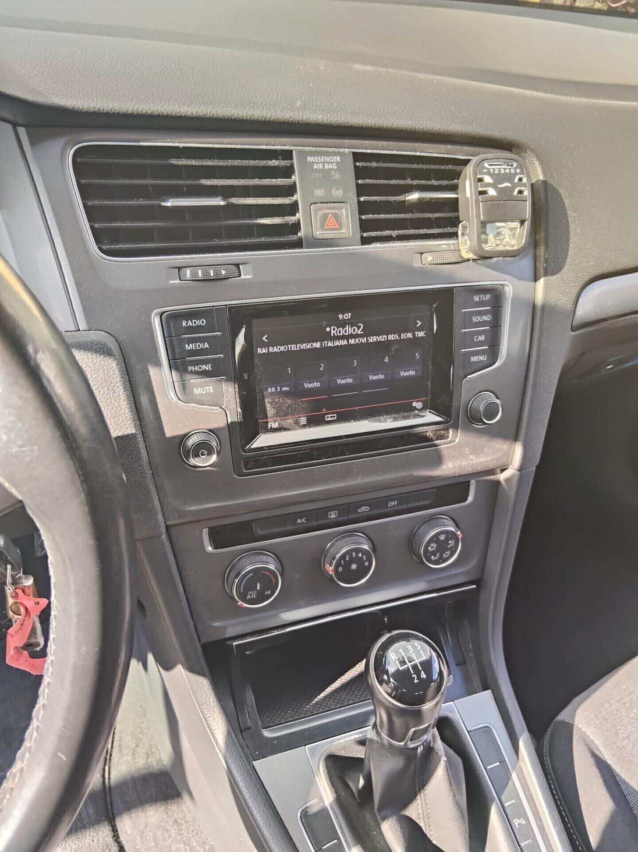 Volkswagen Golf 1.6 TDI 5p. Highline BlueMotion Technology