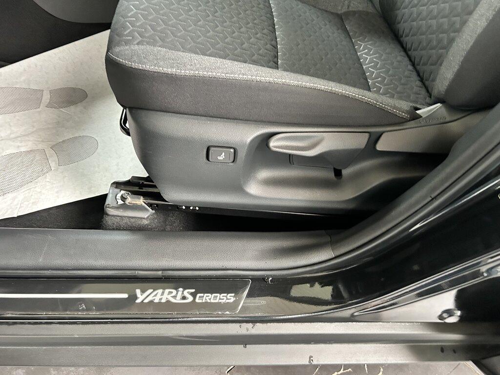 Toyota Yaris Cross 1.5 H Business FWD E-CVT
