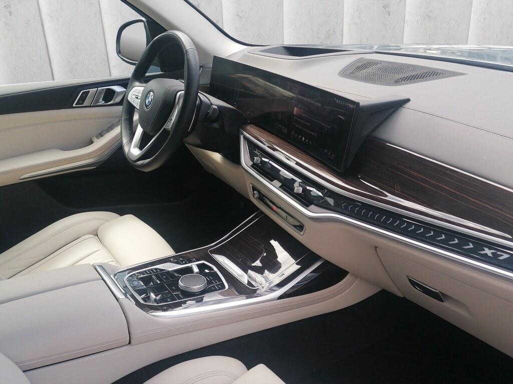 BMW X7 40 i Mild Hybrid 48V xDrive Steptronic