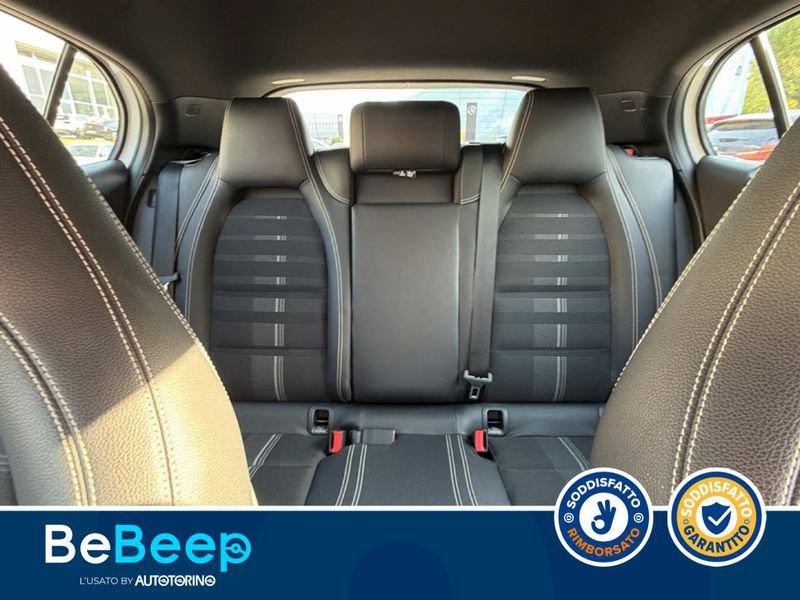 Mercedes-Benz GLA 200 SPORT AUTO