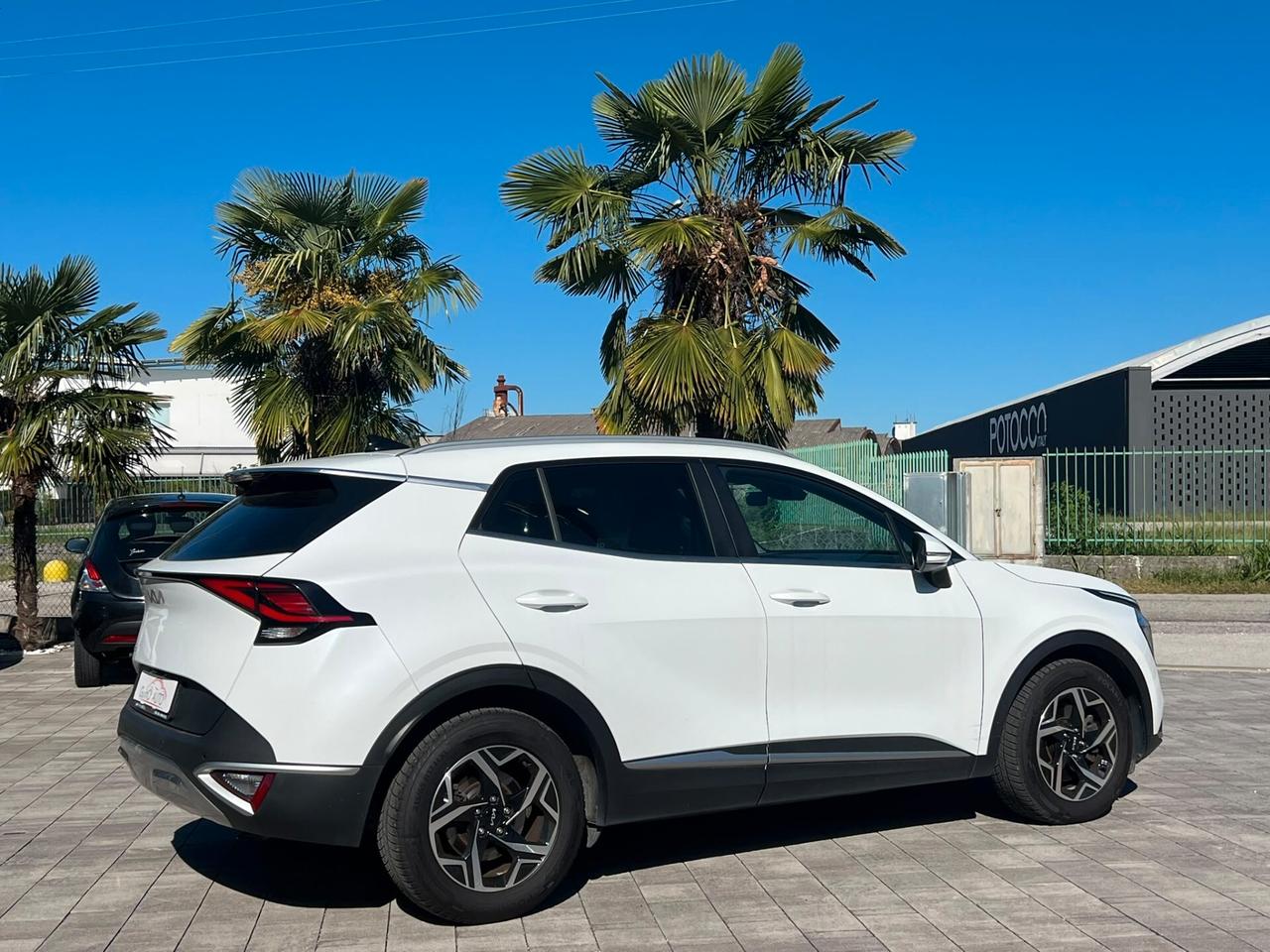 Kia Sportage 1.6 CRDi MHEV DCT Business