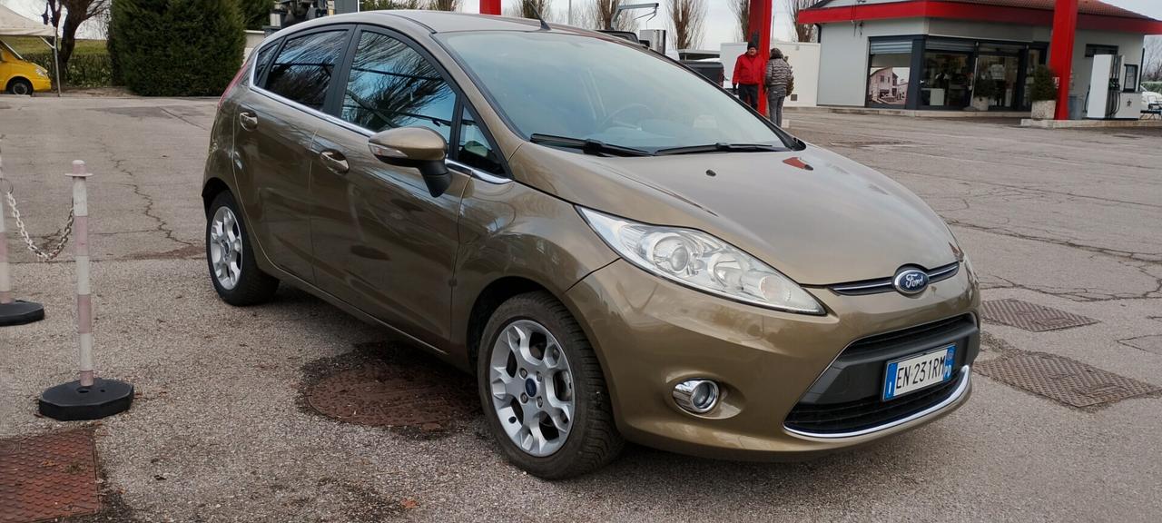 Ford Fiesta 1.4 96CV aut. 5 porte Titanium