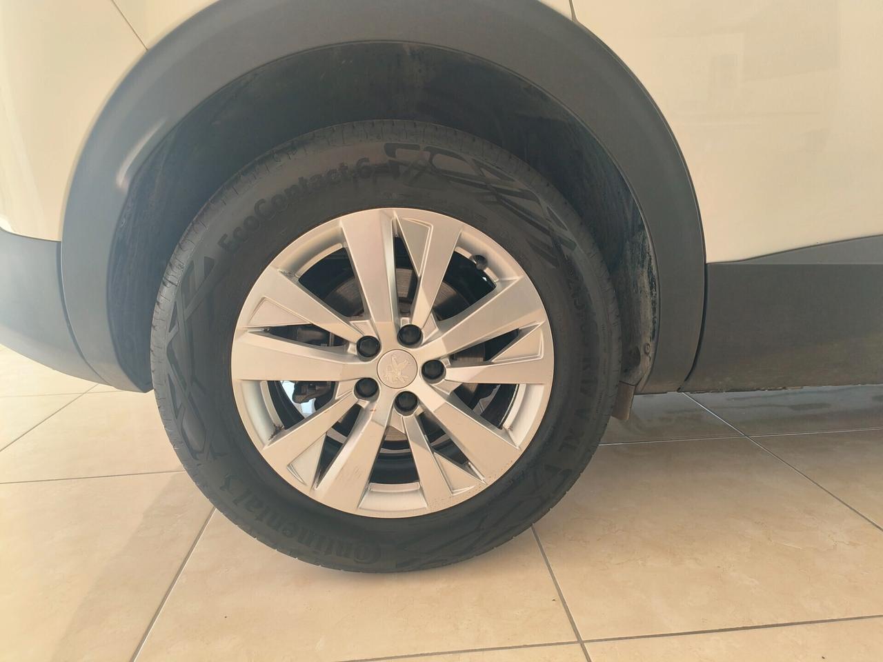 Peugeot 3008 BlueHDi 130 S&S EAT8 Business