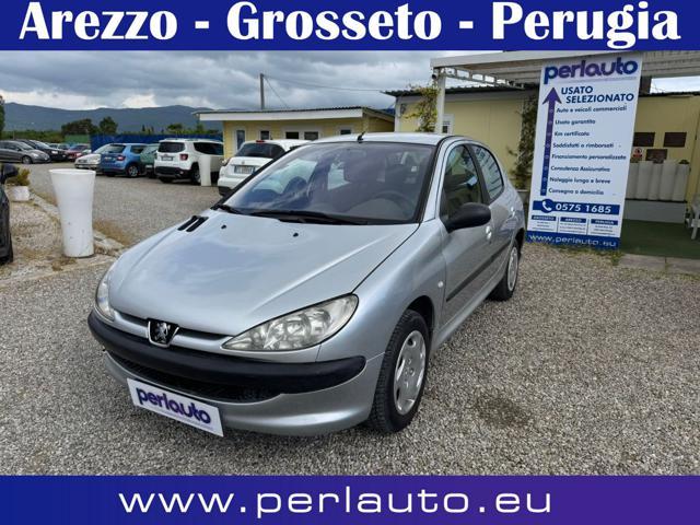 PEUGEOT 206 1.1 5p. Lee