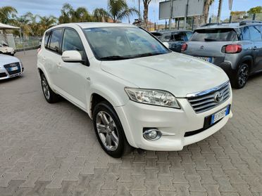 Toyota RAV 4 RAV4 Crossover 2.2 D-Cat 177 CV Executive